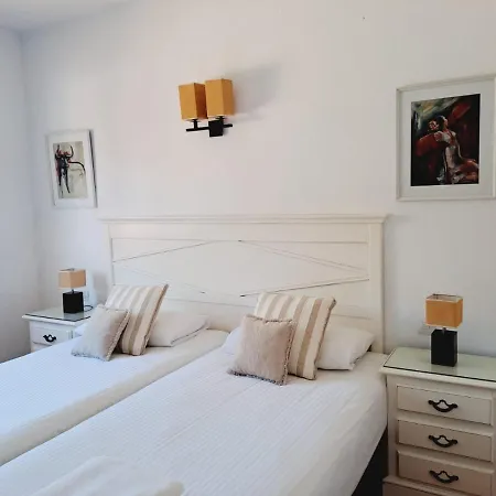 Apartment Noctua Paraiso Alto 011 *
